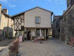52 visite de ce charmant village médiéval.jpg